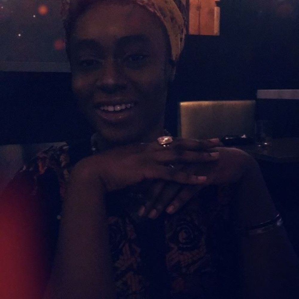 Meet your Posher, Kasiemobi